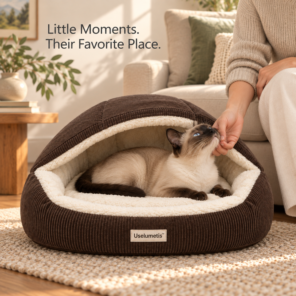 Uselumetis™ Hooded Snuggle Pet Bed